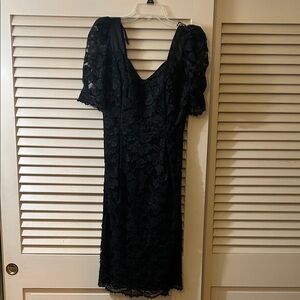 VINTAGE Black Lace Dress (labeled as size 10 fits like size 6) 💜BOGO item!